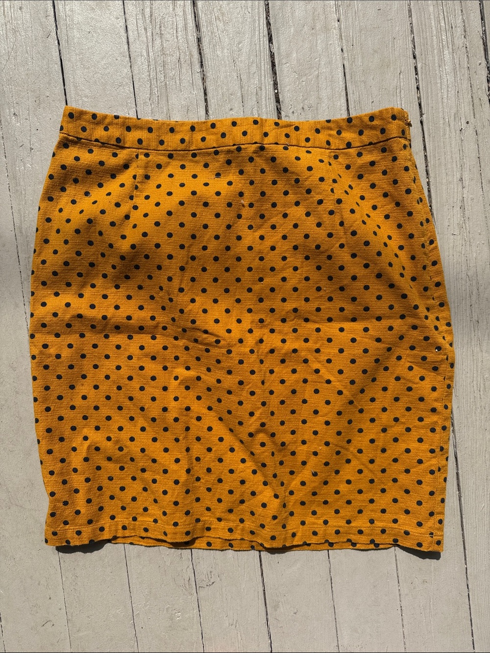 98% cotton fully lined Gap pencil skirt